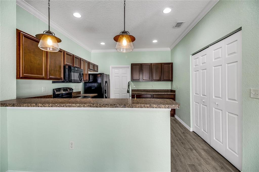 12392 Northeast 48th Loop Oxford, FL 34484 - Photo 15 of 72