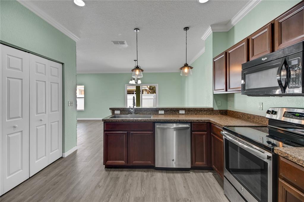 12392 Northeast 48th Loop Oxford, FL 34484 - Photo 19 of 72