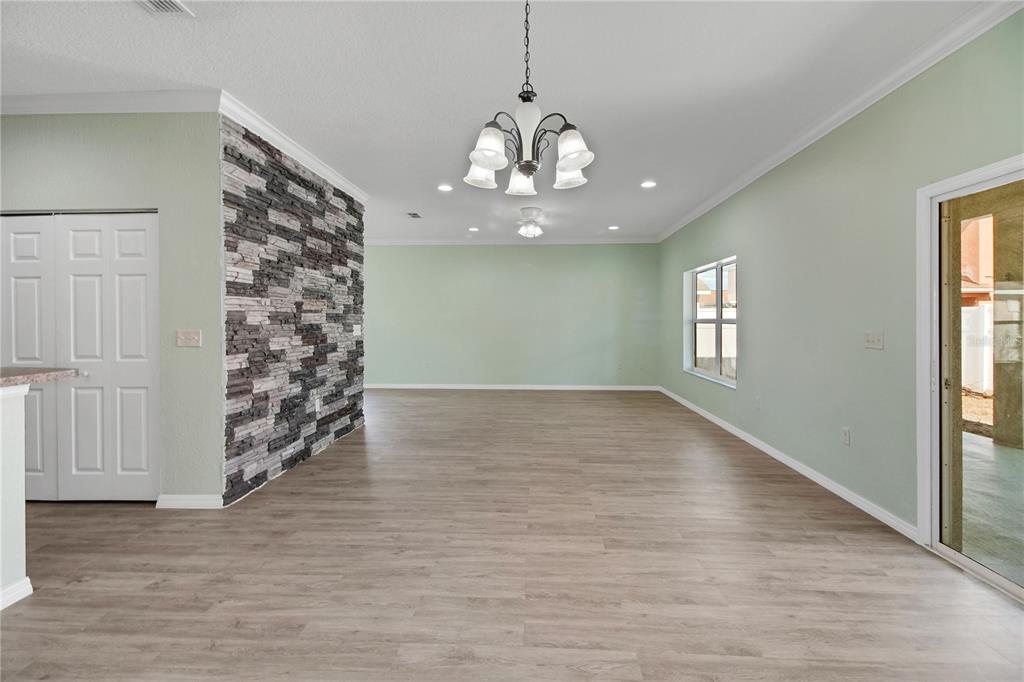 12392 Northeast 48th Loop Oxford, FL 34484 - Photo 9 of 72