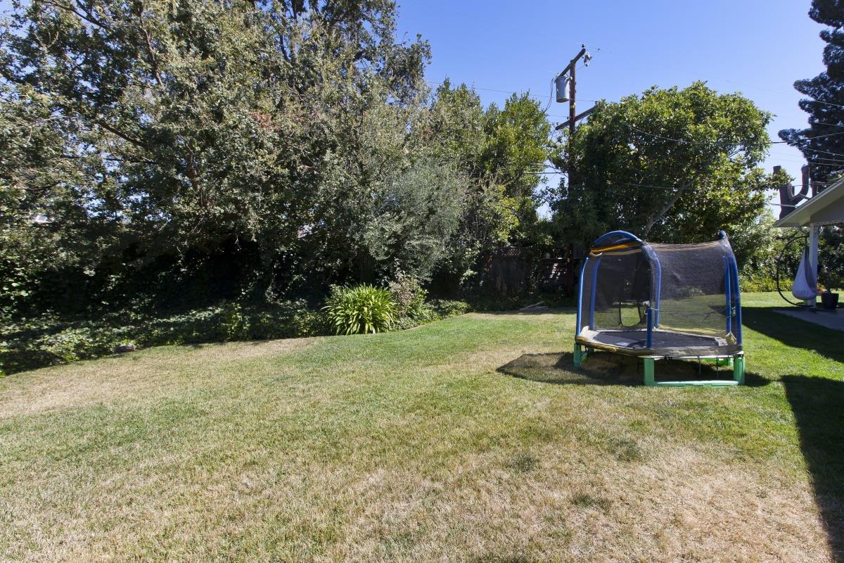 1120 Saxon Way Menlo Park, CA 94025 - Photo 17 of 17