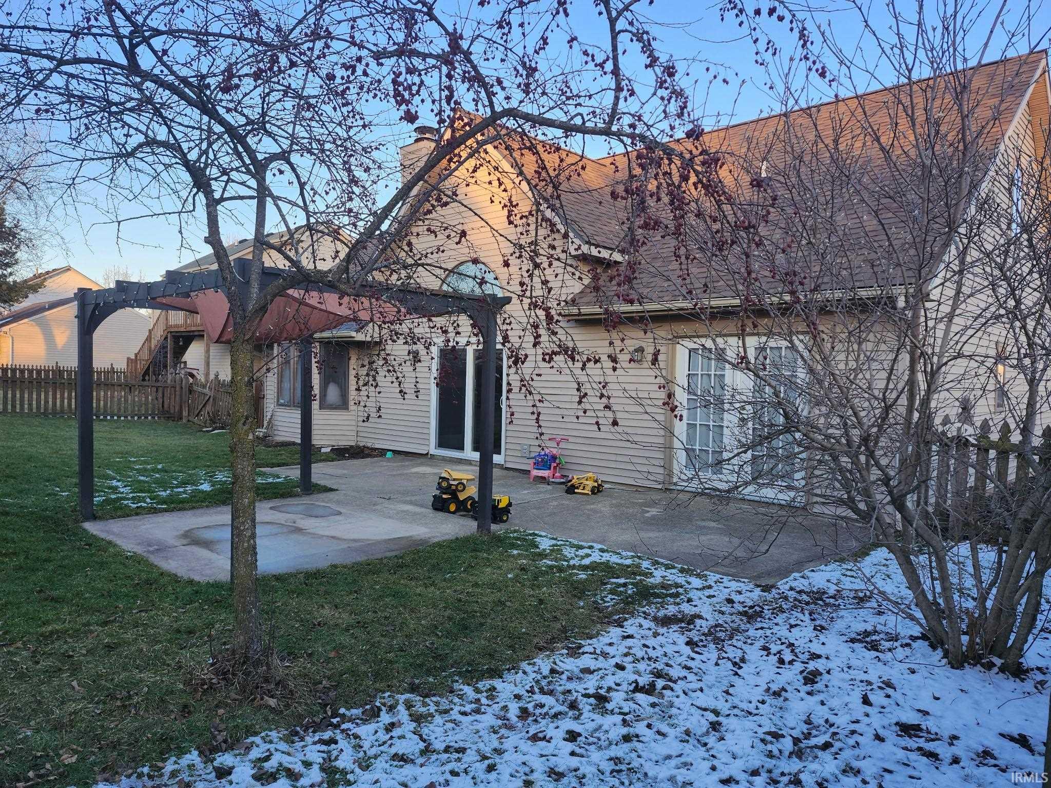 1022 Autumn Ridge Lane Fort Wayne, IN 46804 - Photo 3 of 5