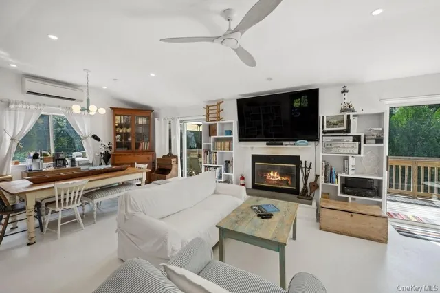 $2,895,000 | 161 Monroe Drive, Montauk, NY 11954