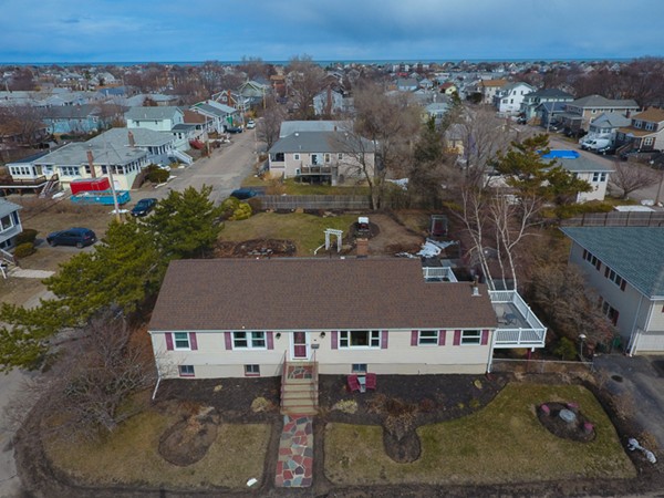 190 Newport Road Hull, MA 02045 - Photo 3 of 19 Gallery Image 3