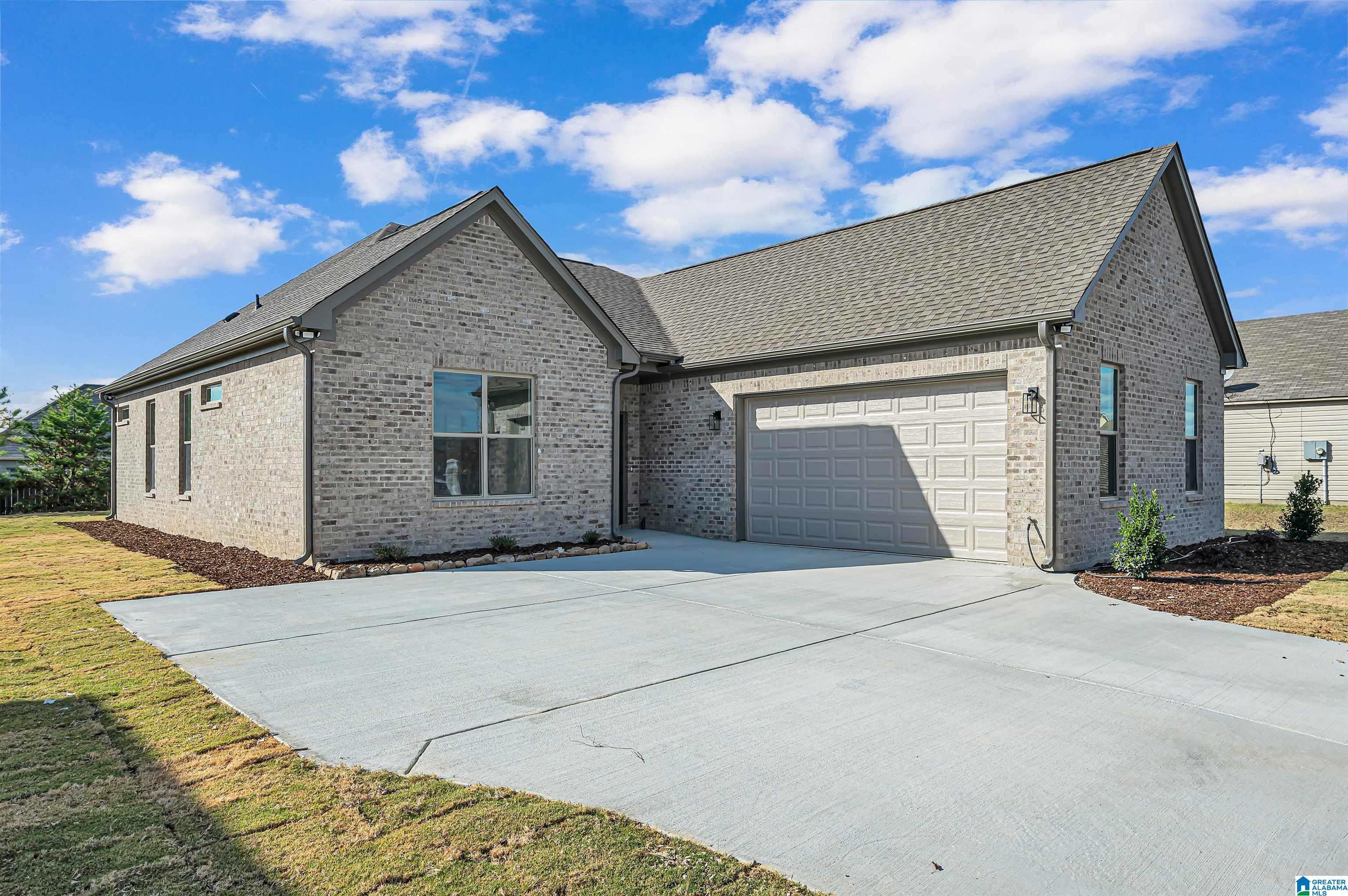 153 Oakwell Street Calera, AL 35040 - Photo 1 of 40
