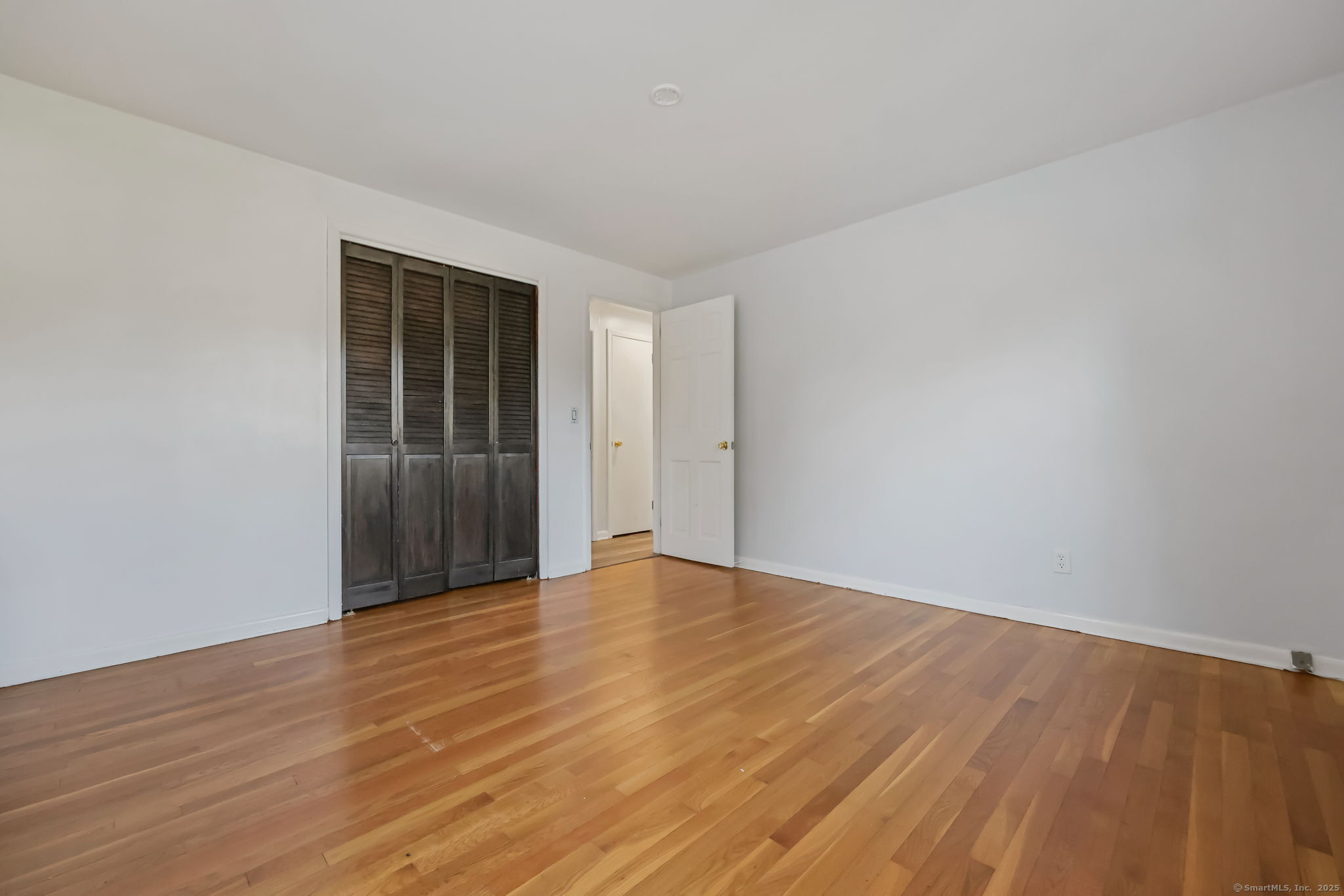 3 Wynne Road Norwalk, CT 06850 - Photo 13 of 38