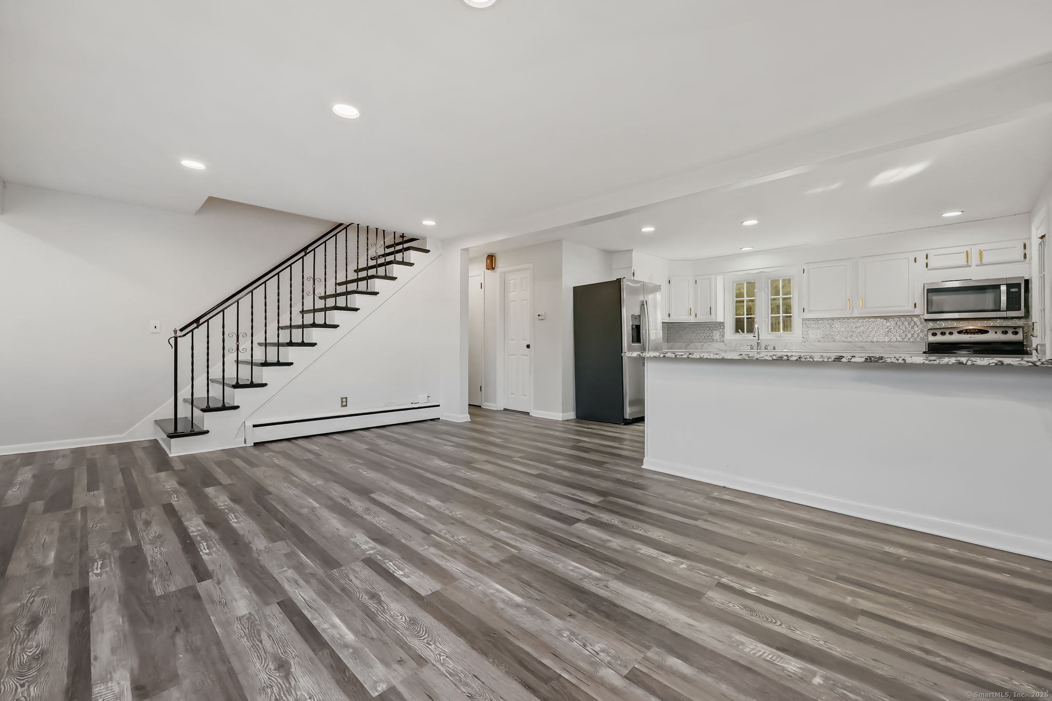 3 Wynne Road Norwalk, CT 06850 - Photo 5 of 38