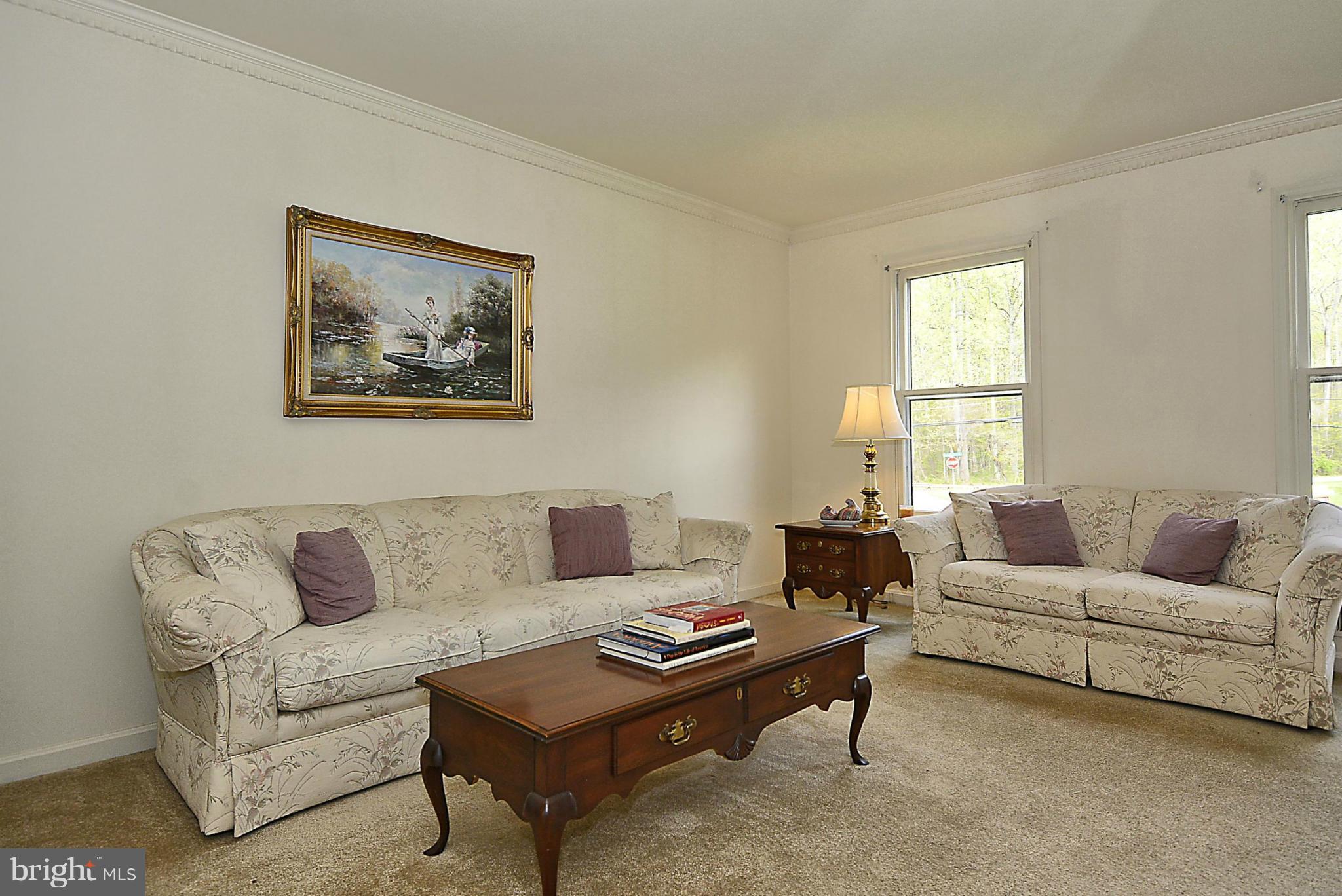 2201 Holly Spring Drive Silver Spring, MD 20905 - Photo 14 of 26 Living Room