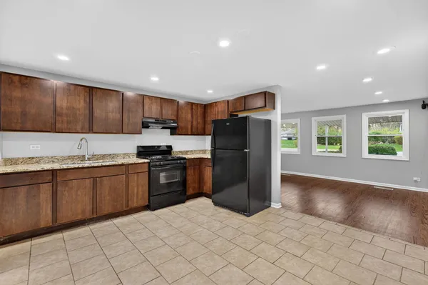 $224,900 | 4540 181st Place, Country Club Hills, IL 60478
