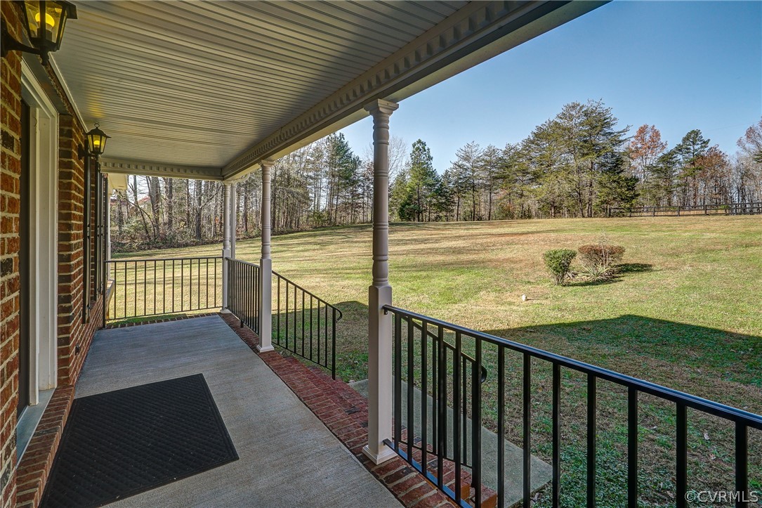 4677 Walton Road Louisa, VA 23093 - Photo 4 of 48 Gallery Image 4
