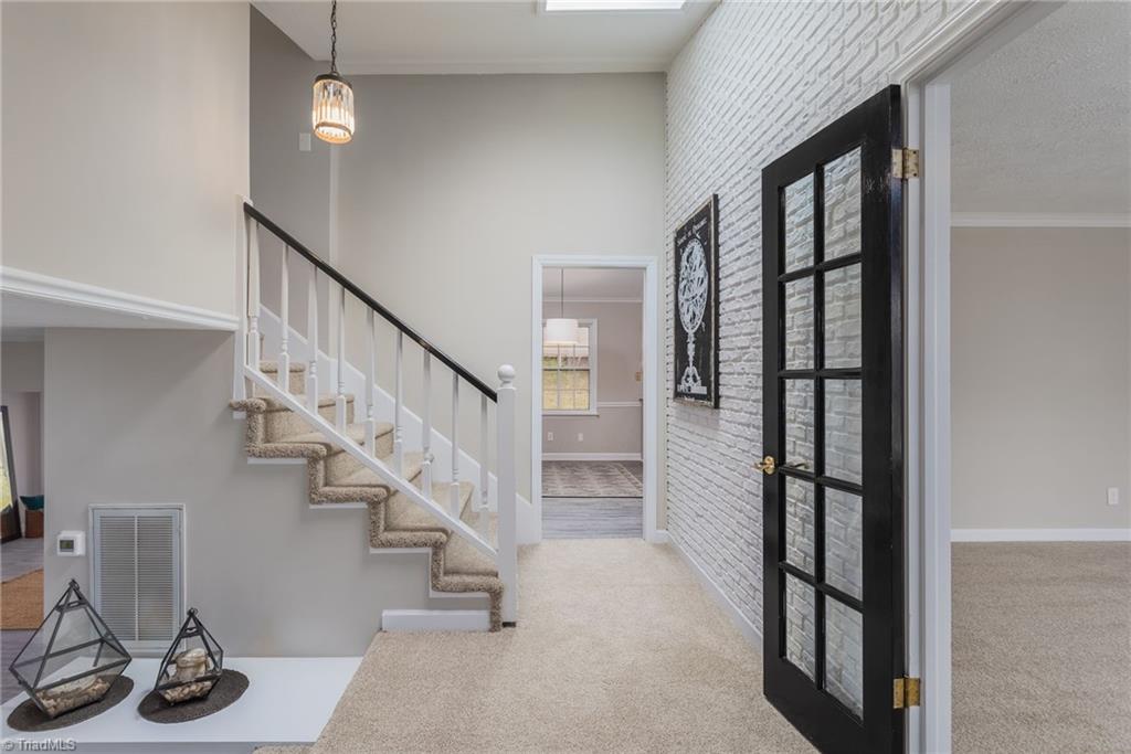 1198 Joe Moore Road Thomasville, NC 27360 - Photo 6 of 40 Gallery Image 6