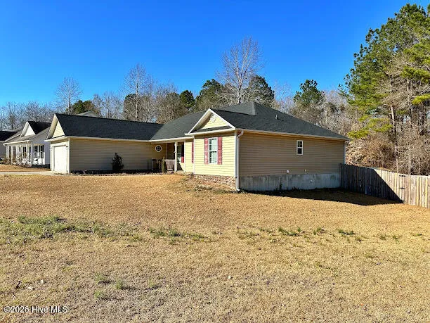$315,000 | 301 Brookstone Way, Jacksonville, NC 28546