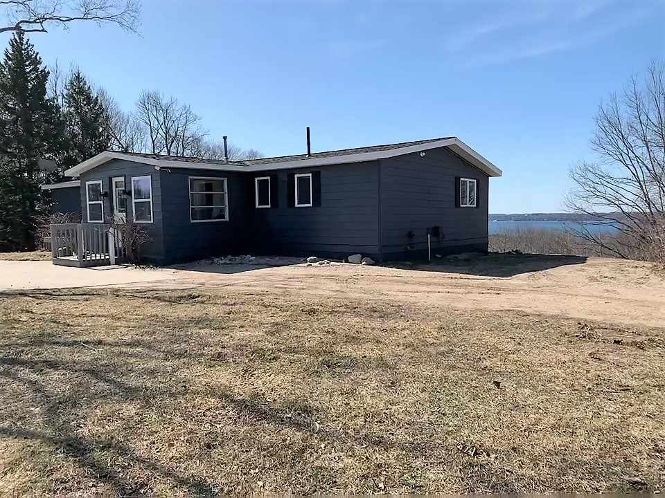8868 Chapman Road Alden, MI 49612 - Photo 2 of 42 1885289-1.JPG