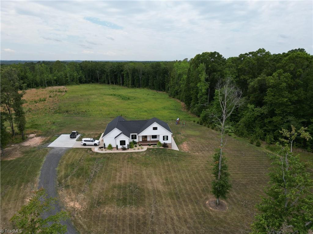 2498 Settle Bridge Road Stoneville, NC 27048 - Photo 28 of 32