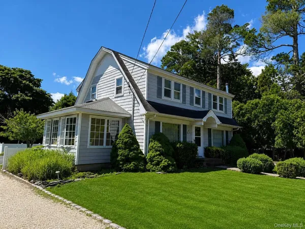 $1,590,000 | 249 Sunset Avenue, Westhampton Beach, NY 11978