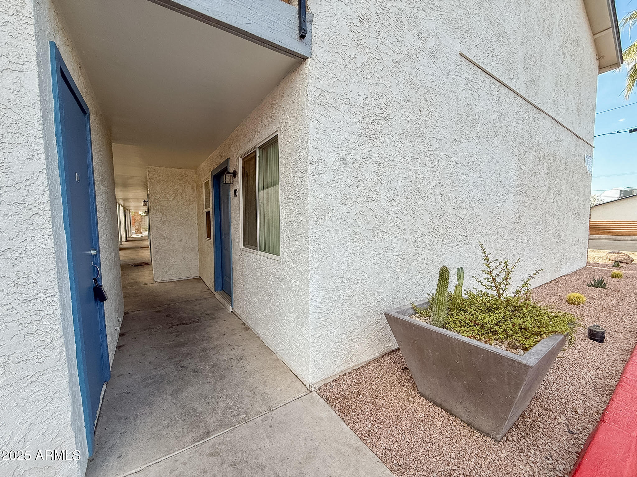 349 North 11th Street, Unit 110 Phoenix, AZ 85006 - Photo 7 of 18 a view of a interior of the house