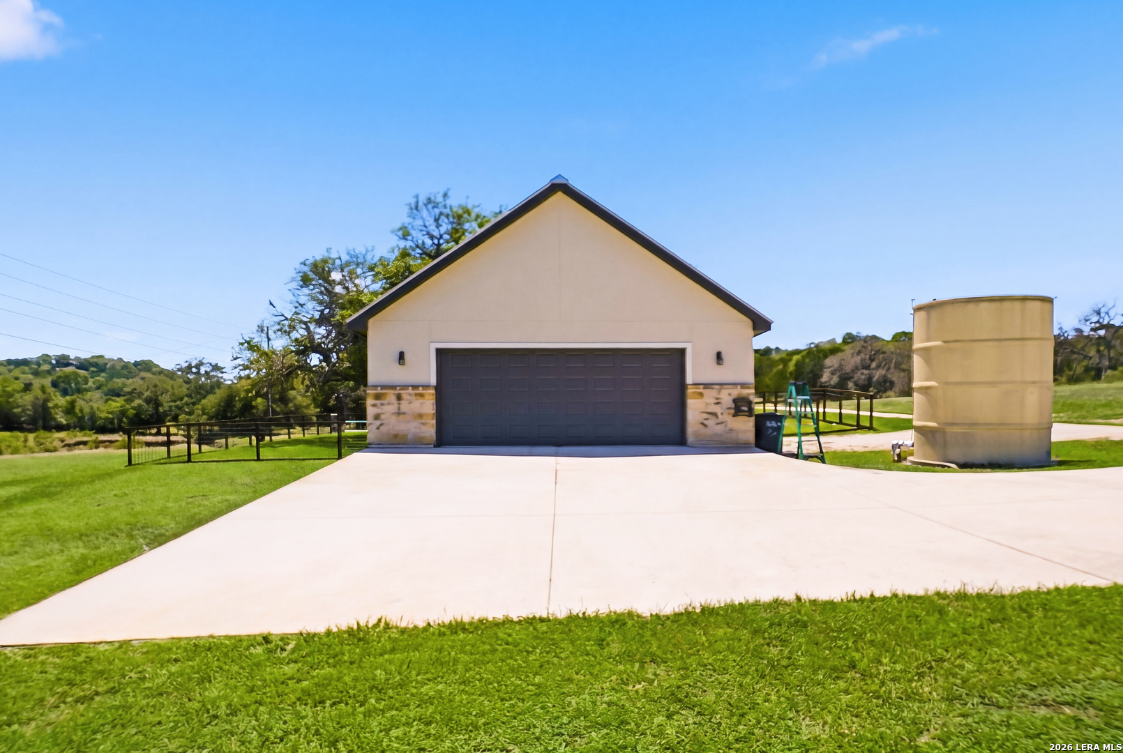 8 Walnut Grove Road Boerne, TX 78006 - Photo 35 of 50