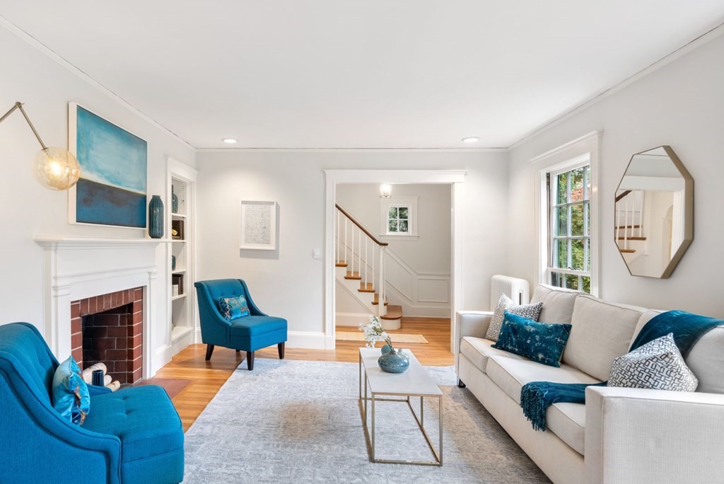 8 Everell Road Winchester, MA 01890 - Photo 4 of 27