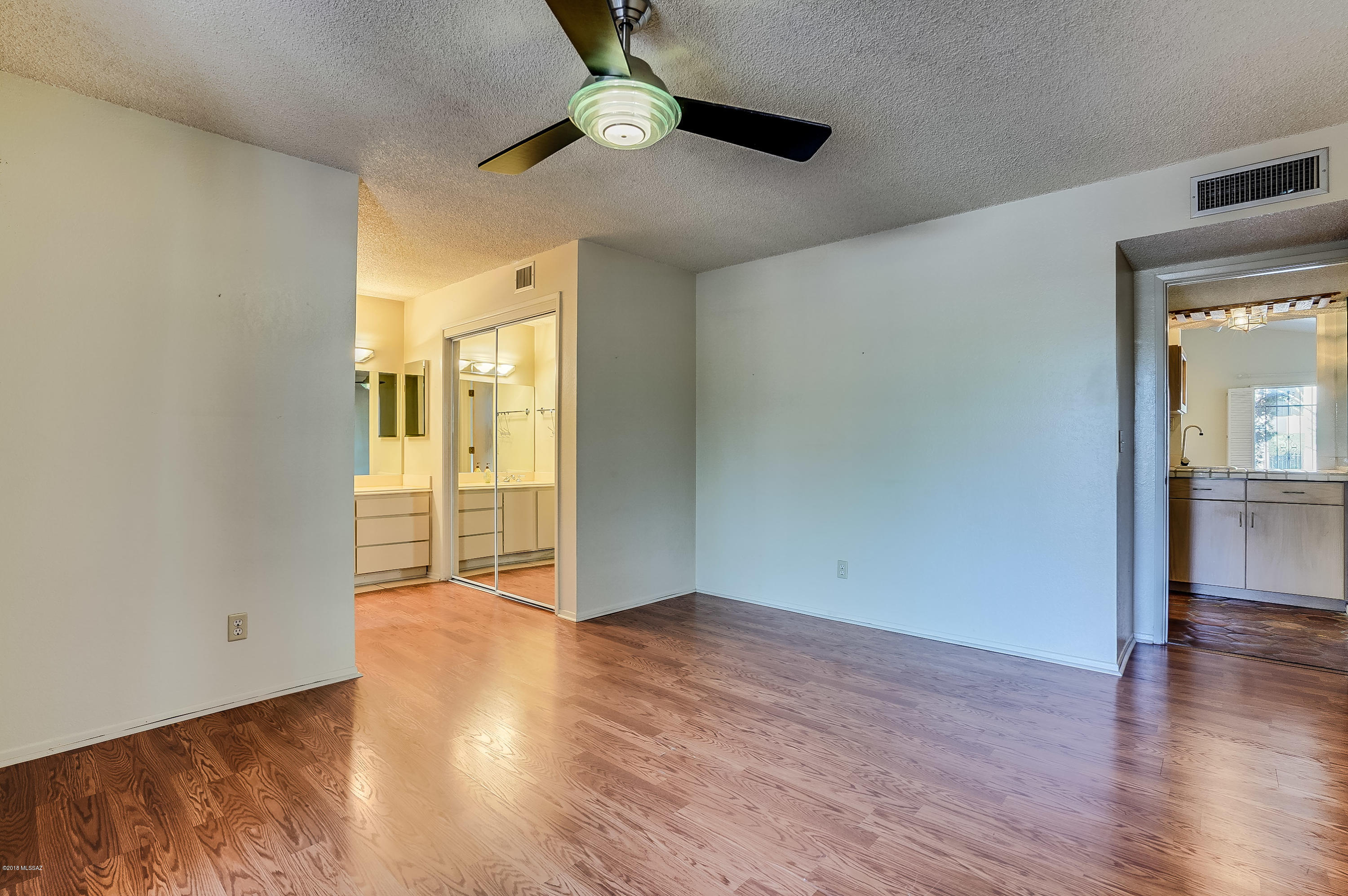 3444 North Eagle Road Tucson, AZ 85750 - Photo 11 of 37 Gallery Image 11