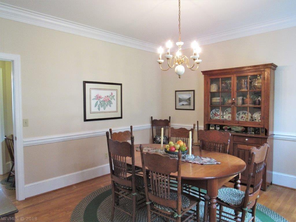 1450 Falcon Ridge Road Blacksburg, VA 24060 - Photo 17 of 66 Gallery Image 17