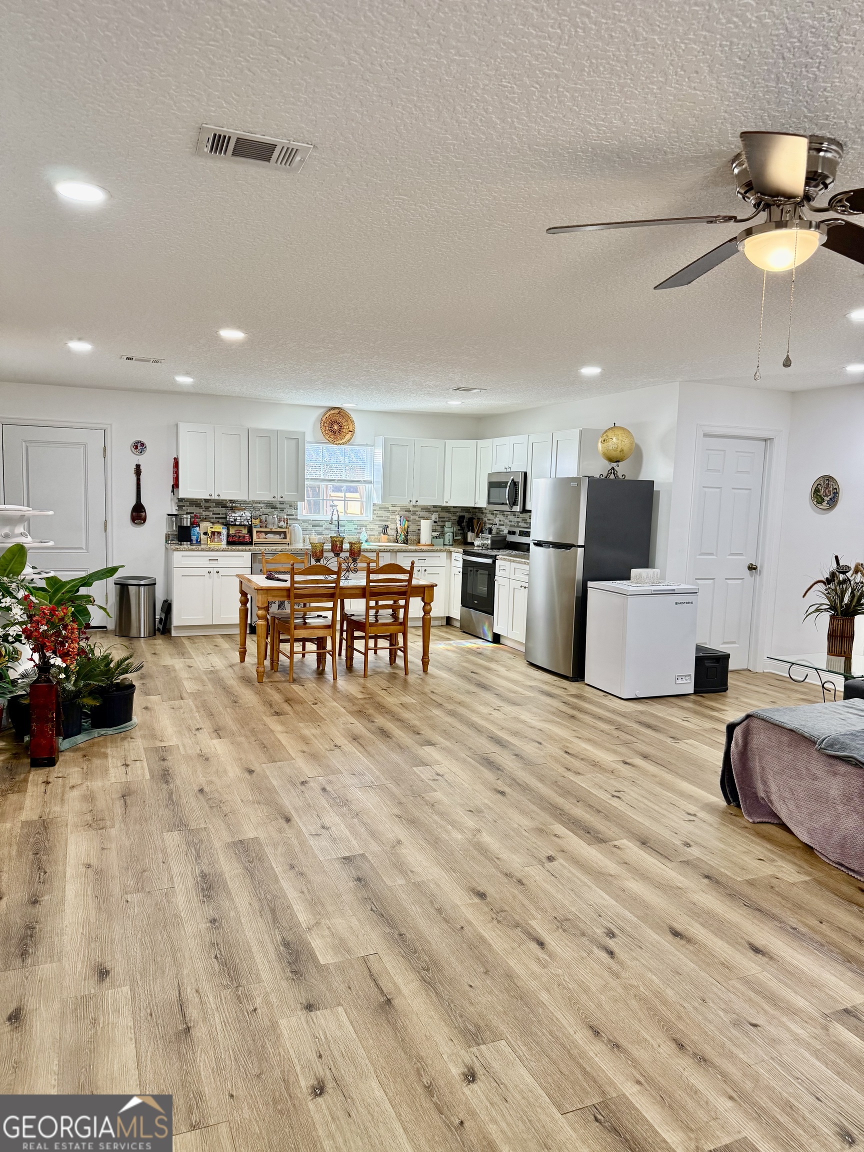 59 Red Hawk Court Waynesville, GA 31566 - Photo 2 of 19