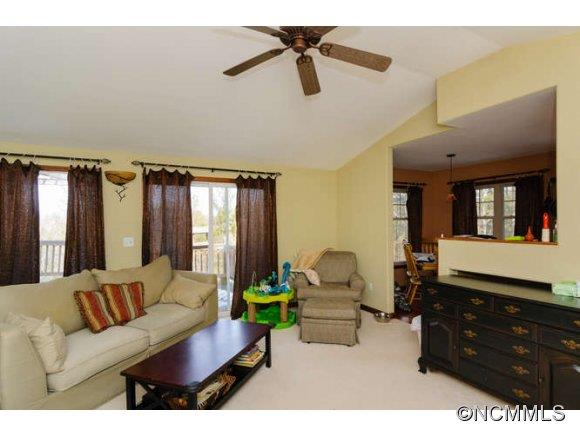 985-987 New Stock Road Weaverville, NC 28787 - Photo 3 of 14 Gallery Image 3