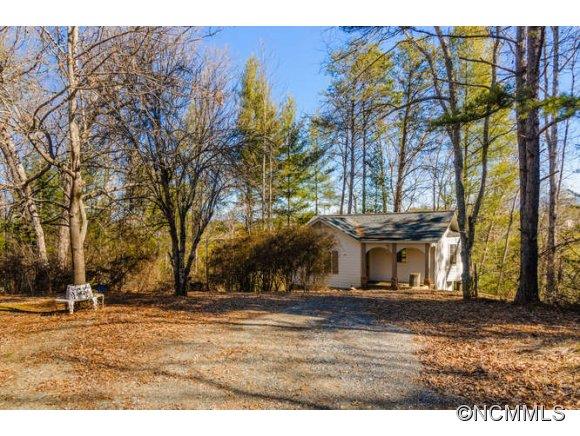985-987 New Stock Road Weaverville, NC 28787 - Photo 7 of 14 Gallery Image 7