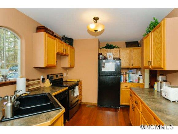 985-987 New Stock Road Weaverville, NC 28787 - Photo 8 of 14 Gallery Image 8