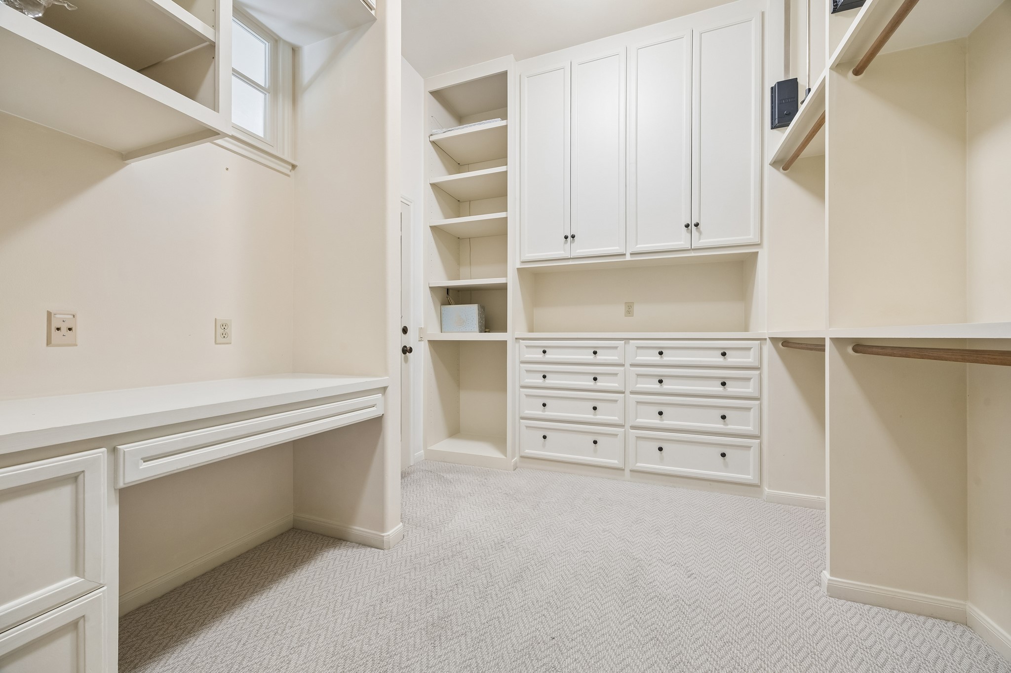 2207 Dunraven Lane Houston, TX 77019 - Photo 19 of 33