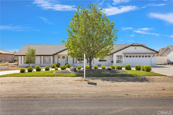 $609,000 | 15454 Tuscola Road, Apple Valley, CA 92307