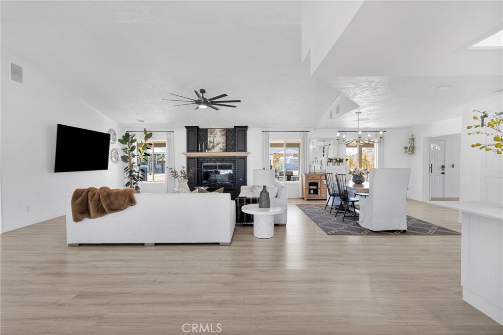 15454 Tuscola Road Apple Valley, CA 92307 - Photo 9 of 67