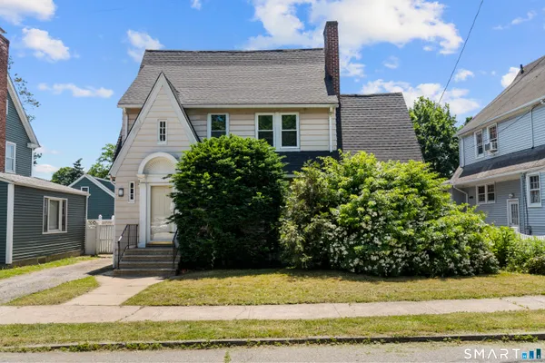 $569,900 | 695 West Taft Avenue, Bridgeport, CT 06604