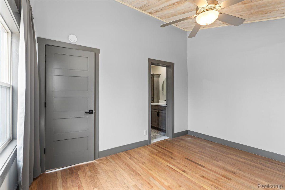 3965 Burnet Road Commerce Township, MI 48382 - Photo 25 of 47 Gallery Image 25
