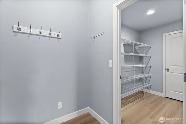 a view of an empty walk in closet