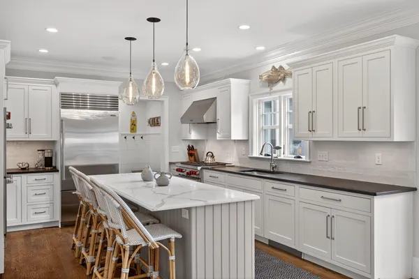 $3,650,000 | 82 Crystal Lake Road, Osterville, MA 02655