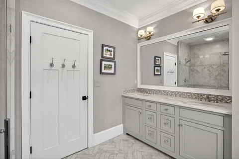 $3,650,000 | 82 Crystal Lake Road, Osterville, MA 02655