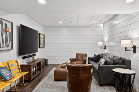 $3,650,000 | 82 Crystal Lake Road, Osterville, MA 02655