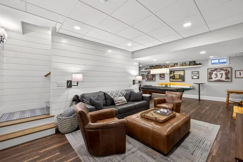 $3,650,000 | 82 Crystal Lake Road, Osterville, MA 02655