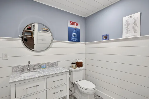 $3,650,000 | 82 Crystal Lake Road, Osterville, MA 02655