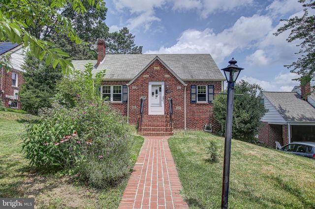 $629,000 | 414 Boyd Avenue, Takoma Park, MD 20912