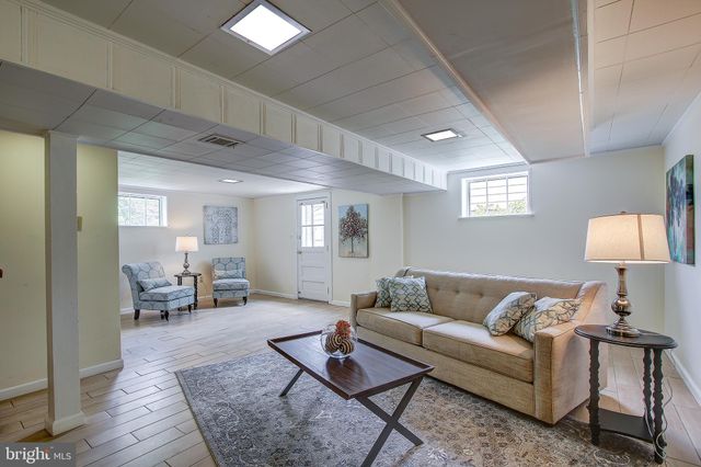 $629,000 | 414 Boyd Avenue, Takoma Park, MD 20912