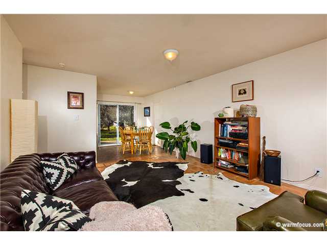 1132 Nardo Road Encinitas, CA 92024 - Photo 4 of 21 View into dining Area