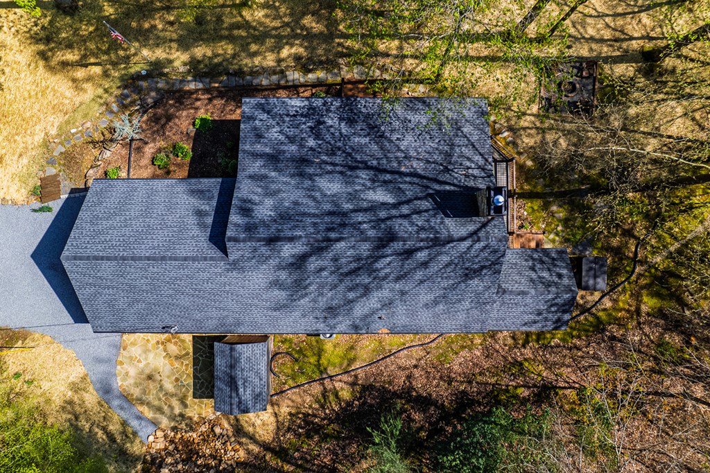 480 Riveredge Lane Ellijay, GA 30540 - Photo 17 of 66 a view of a yard with plants