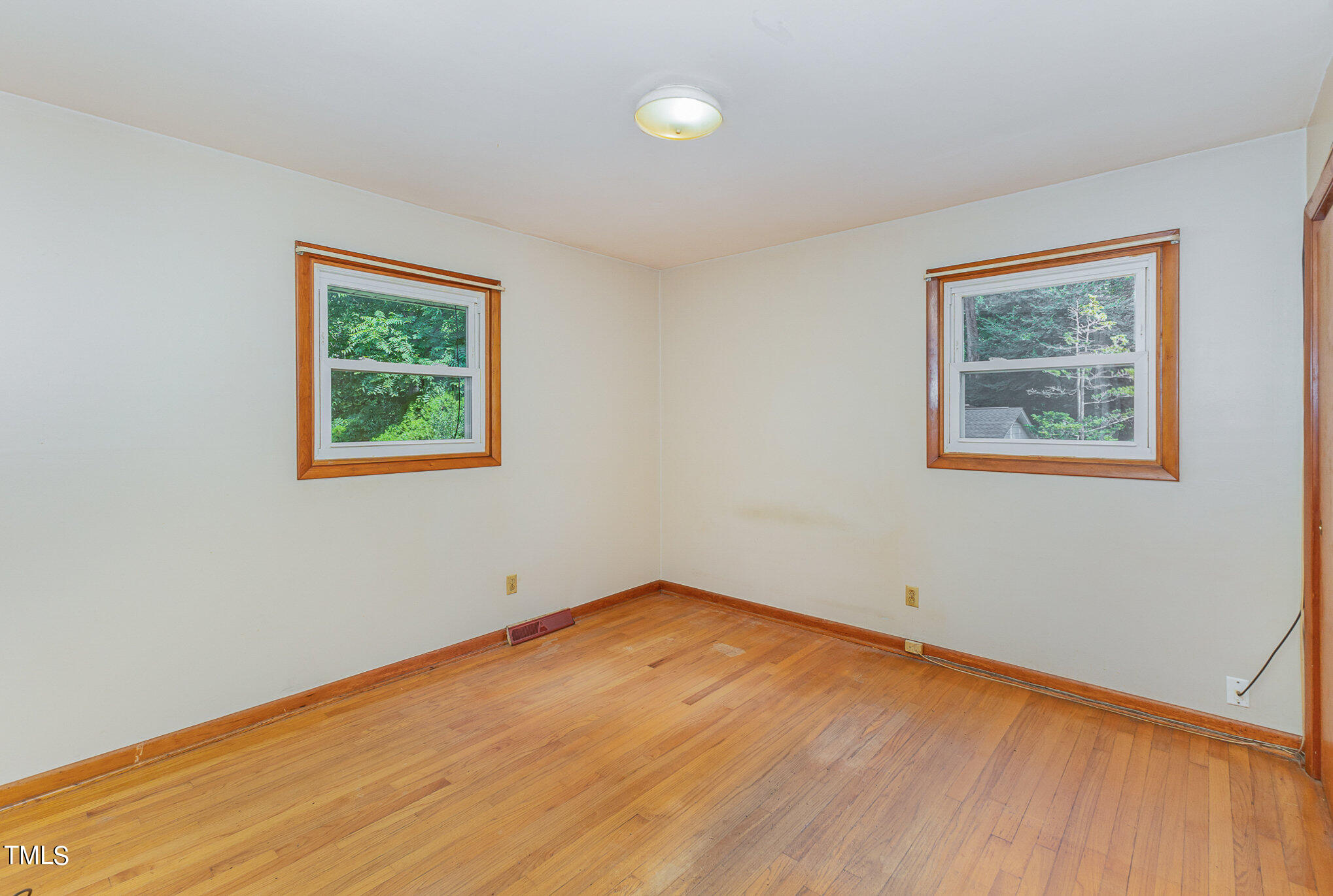 6617 Johnsdale Road Raleigh, NC 27615 - Photo 18 of 30 018_bc4a7121-edit