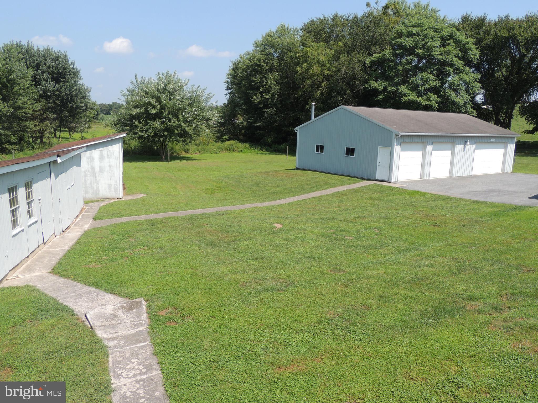 13730 Unionville Road Mount Airy, MD 21771 - Photo 16 of 30 a house view with a garden space