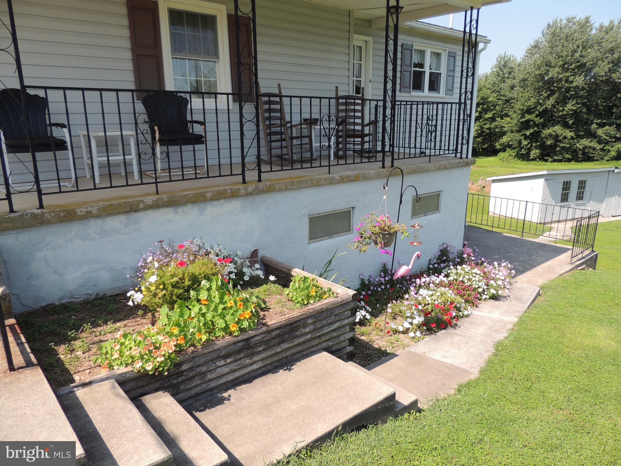 13730 Unionville Road Mount Airy, MD 21771 - Photo 20 of 30 front view of a house with a yard