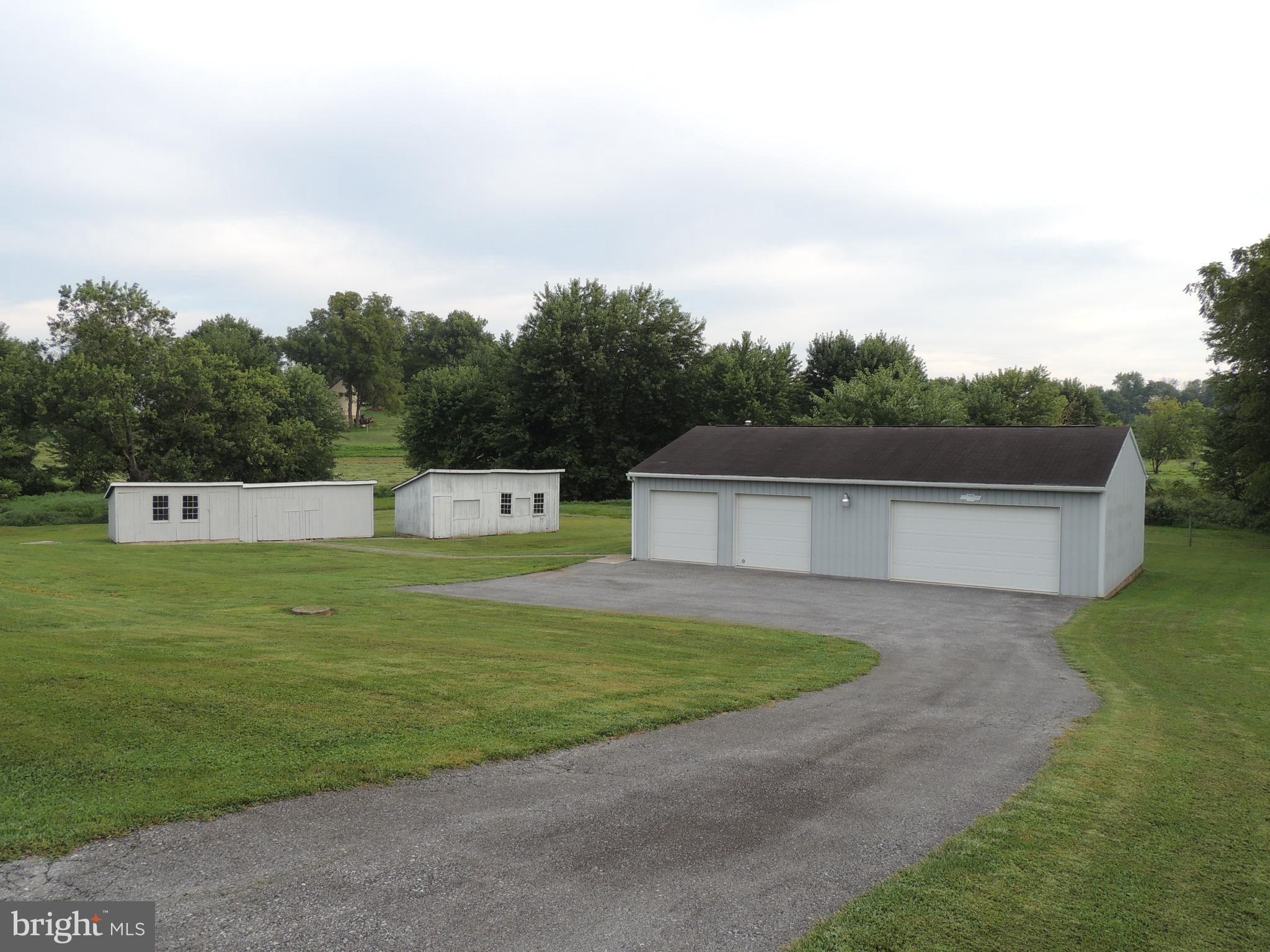 13730 Unionville Road Mount Airy, MD 21771 - Photo 30 of 30 a front view of a house with a yard