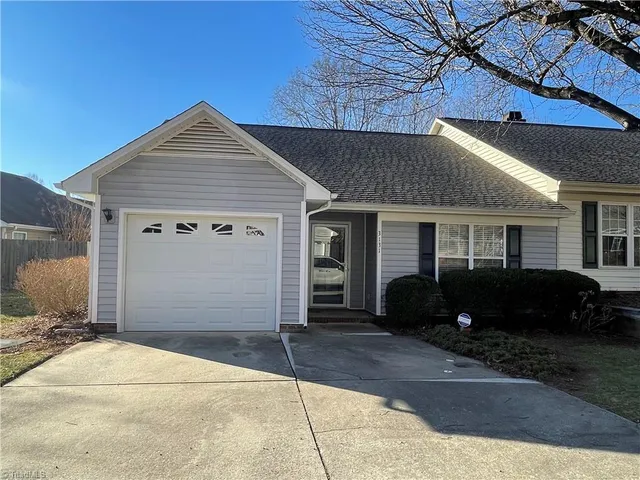 $229,900 | 3131 Woodpoint Street, Jamestown, NC 27282