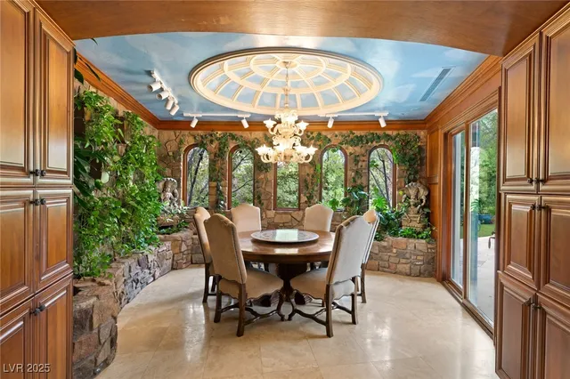 $11,600,000 | 18 Olympia Hills Circle, Las Vegas, NV 89141