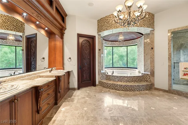 $11,600,000 | 18 Olympia Hills Circle, Las Vegas, NV 89141