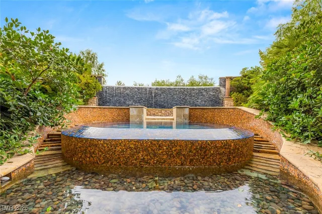 $11,600,000 | 18 Olympia Hills Circle, Las Vegas, NV 89141